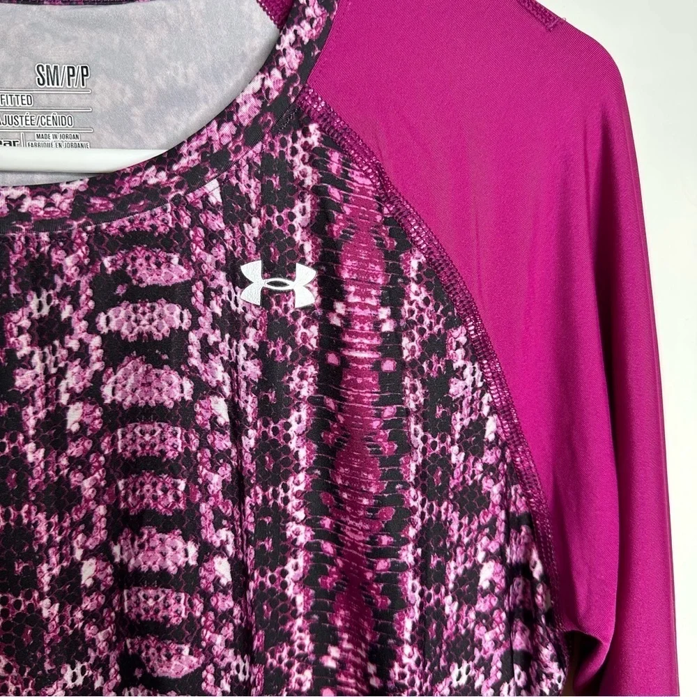 Under Armour Raglan Long Sleeve Athletic Magenta Snakeskin Top - Picture 4 of 8